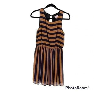 Audrey 3+1 striped sleeveless dress